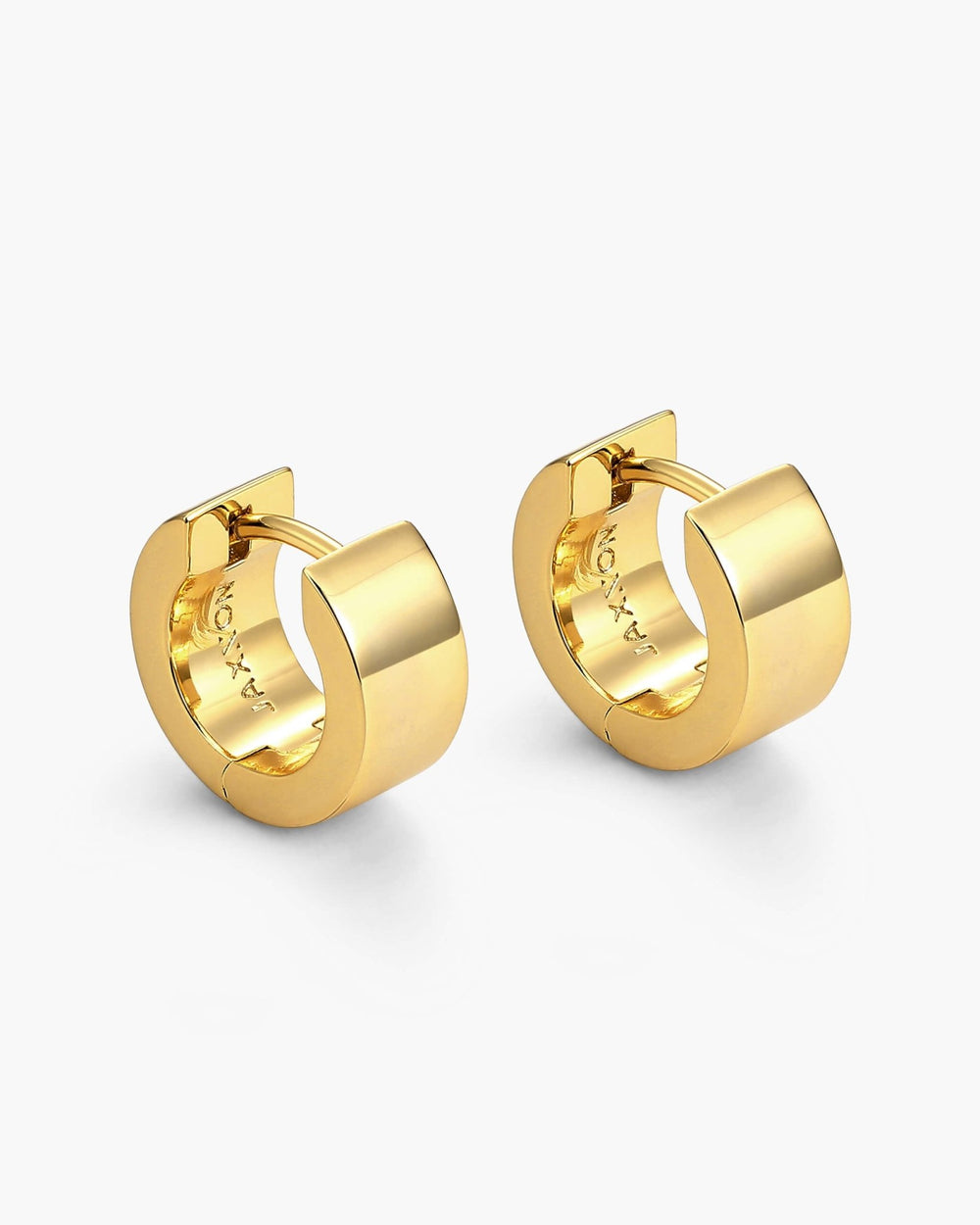 Chunkie_Huggie_Earrings_Gold_View1_Shopify_Tall_9145ac2f-a48a-4f20-b76e-6d594197a55f
