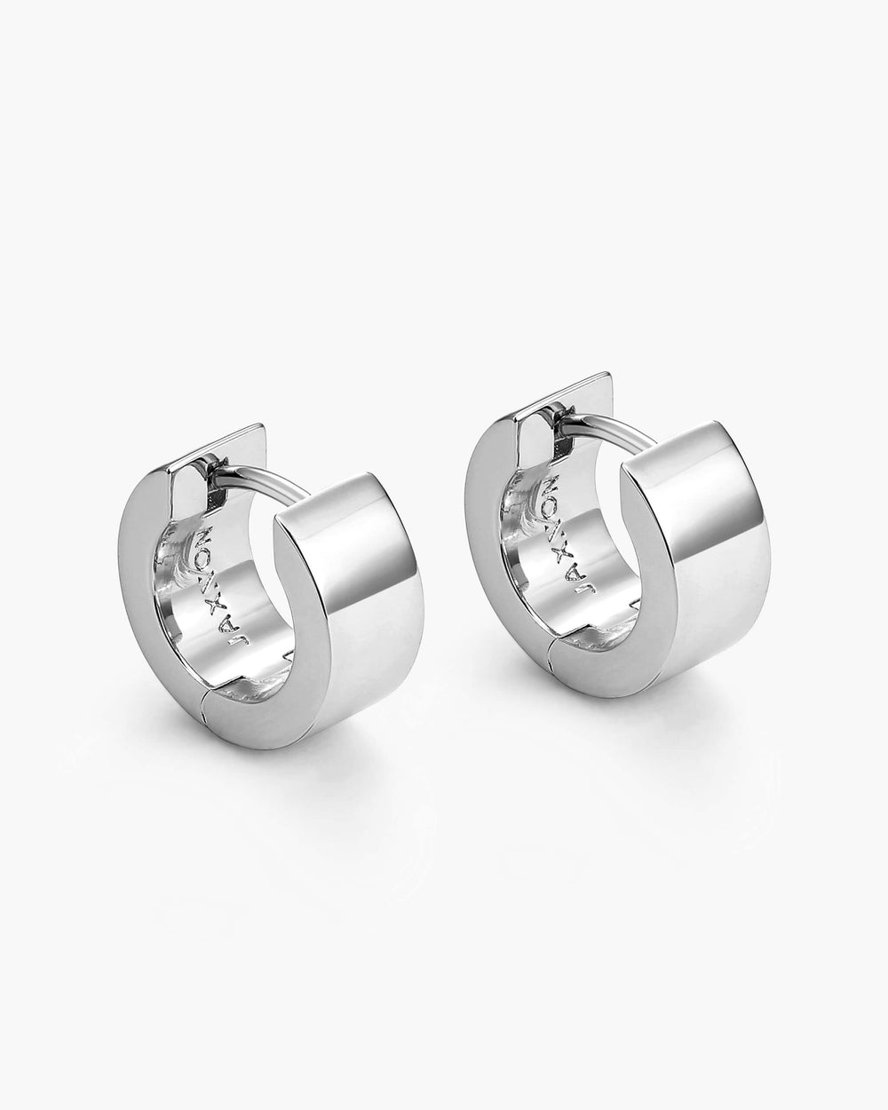 Chunkie_Huggie_Earrings_Silver_View1_Shopify_Tall_f8517fcc-0966-4f0b-86e7-eeaa1842a01f