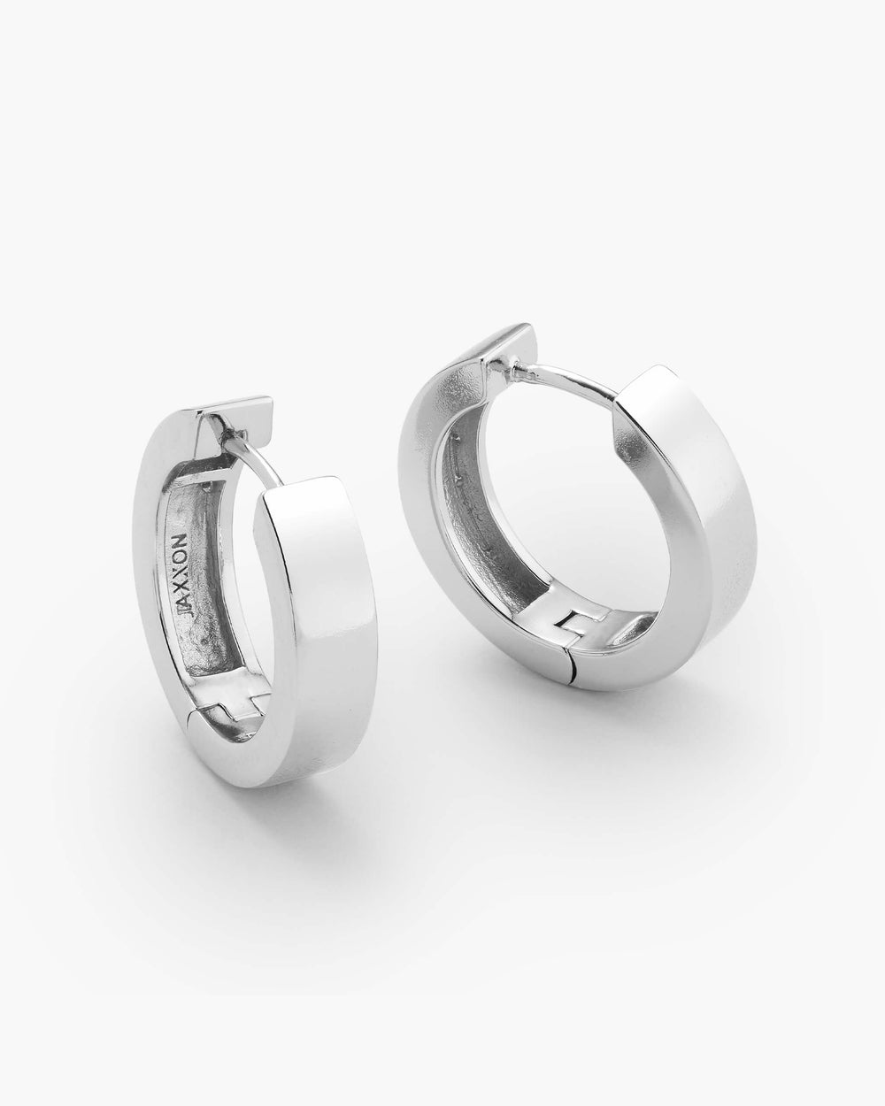 Classic_Hoop_Earrings_Silver_View1_Shopify_Tall_2bad66b0-d807-4ce1-b4db-e0cdb7116ab2