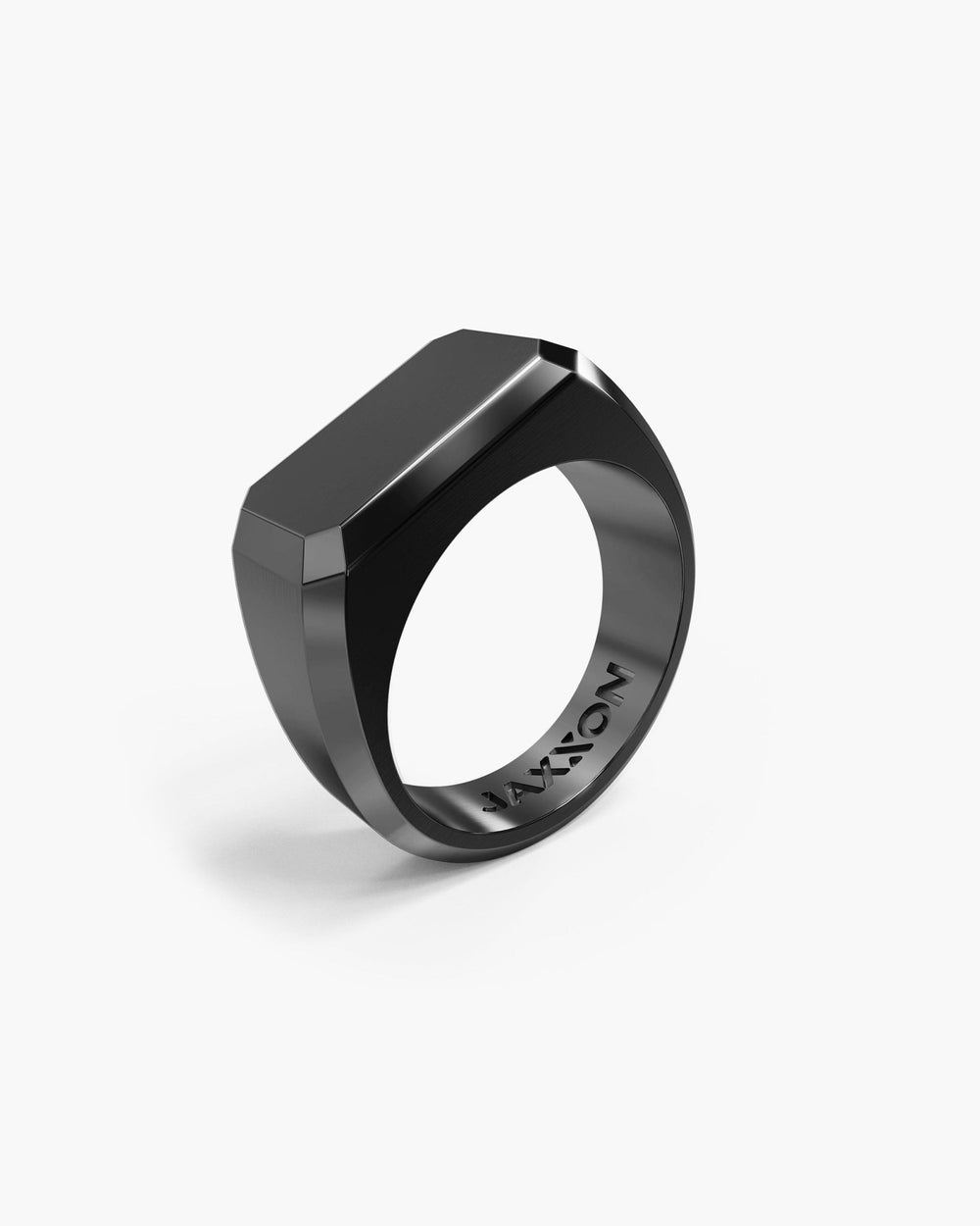 Signet_Ring_Black_View2_Shopify_Tall_3e4679f3-38d0-41e5-87ac-0ef49fc7c5c1