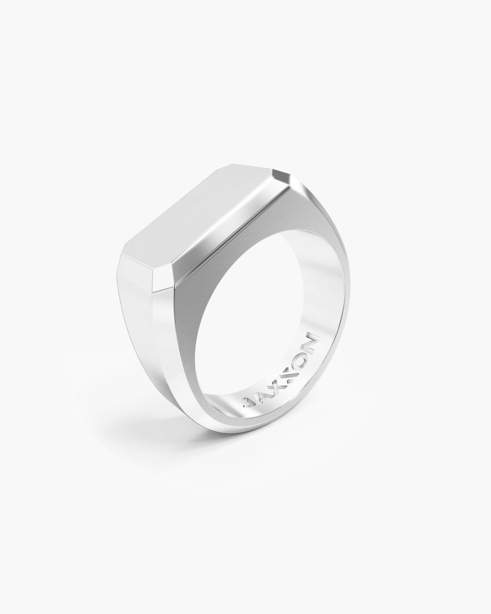 Signet_Ring_Silver_View2_Shopify_Tall