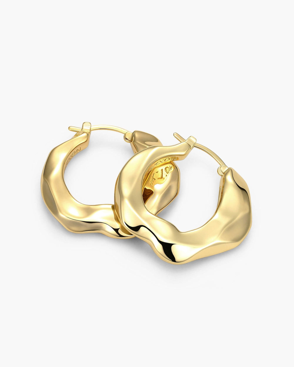 Womens_Hammered_Hoops_Gold_View1_Shopify_Tall_edfe904a-b7a1-4cde-89c5-f8c386448a78